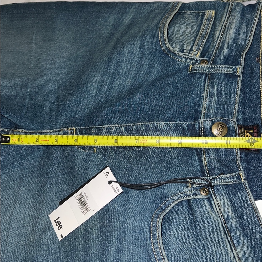 NWTS LEE HIGH-RISE EVER FIT FLARE JEANS (M) - Picture 9 of 14